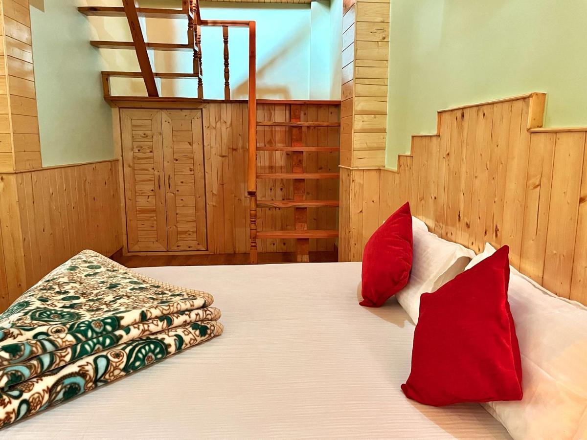Hotel Anupam By Mid Orchard, Kasol Buitenkant foto