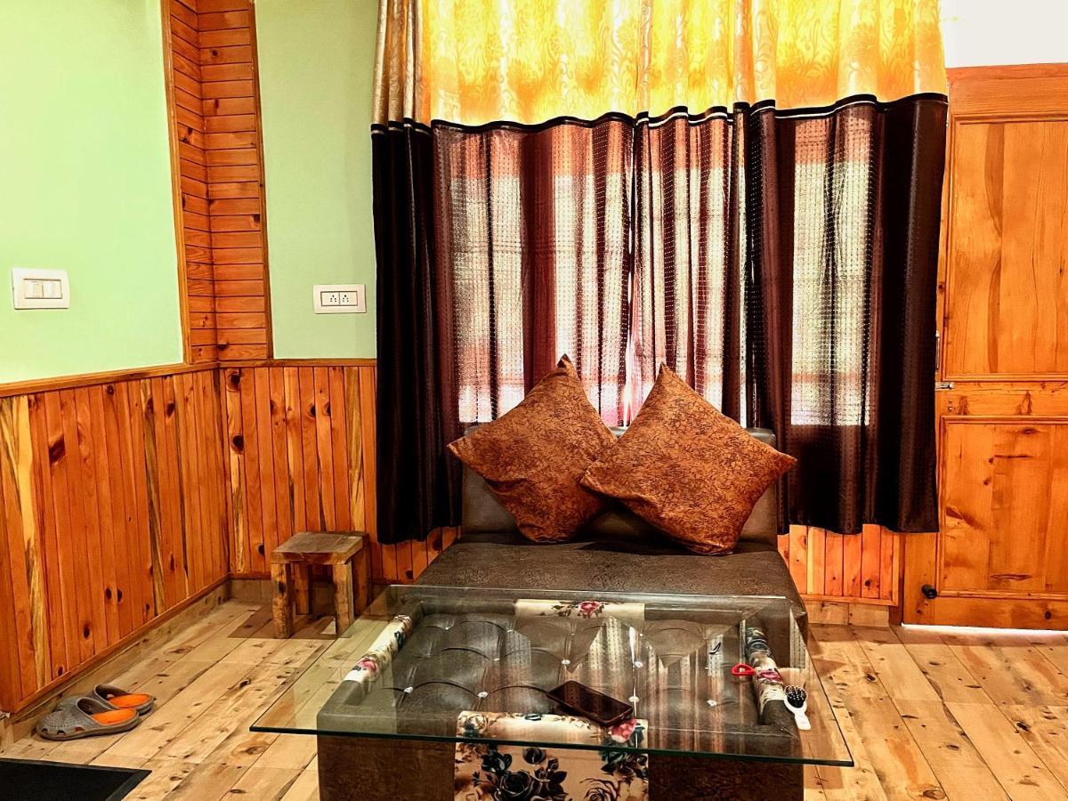 Hotel Anupam By Mid Orchard, Kasol Buitenkant foto
