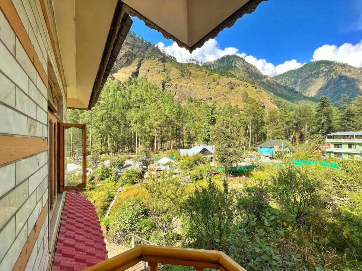 Hotel Anupam By Mid Orchard, Kasol Buitenkant foto
